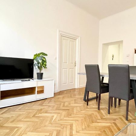 Premium Residence At Famous Vienna Kutschkermarkt Экстерьер фото